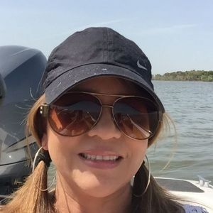 Meet your Posher, Cman